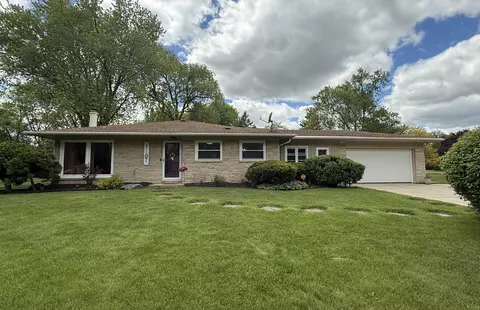 4545 N 144th, Brookfield, WI 53005