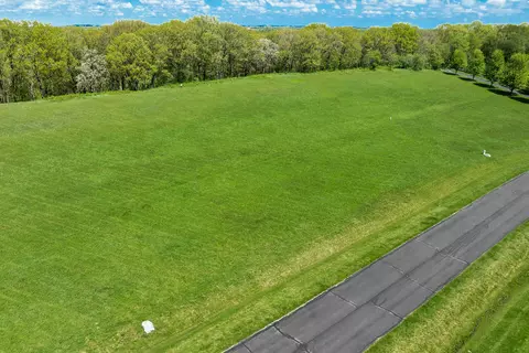 Lt14 Trinity, Geneva, WI 53147