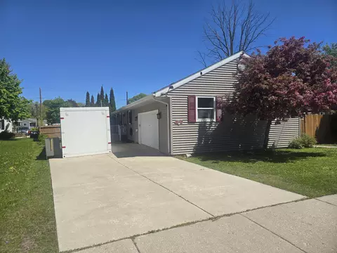 3720 Rasher, Manitowoc, WI 54220