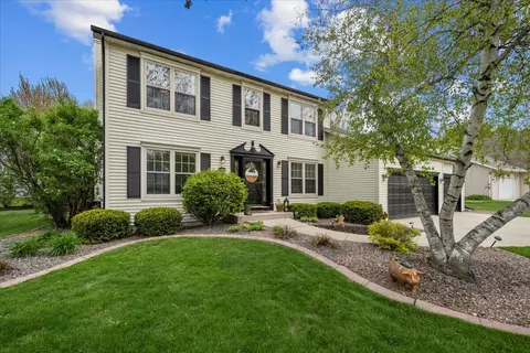 1620 Fieldstone, Howards Grove, WI 53083