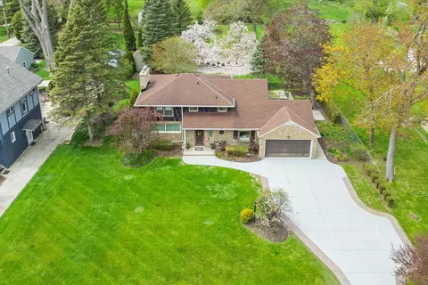 1416 Lake, South Milwaukee, WI 53172