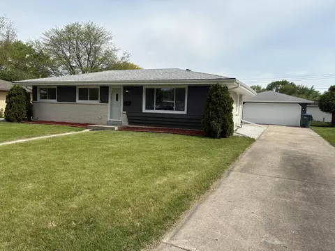5868 Oriole, Greendale, WI 53129