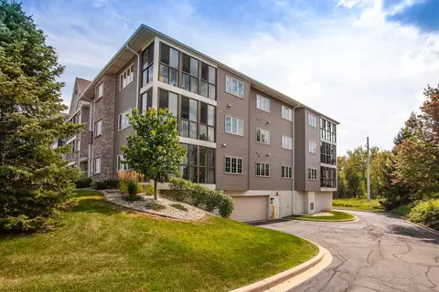 211 Oconomowoc, Oconomowoc, WI 53066