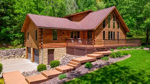 n17795 Trim Road, Trempealeau, WI 54630