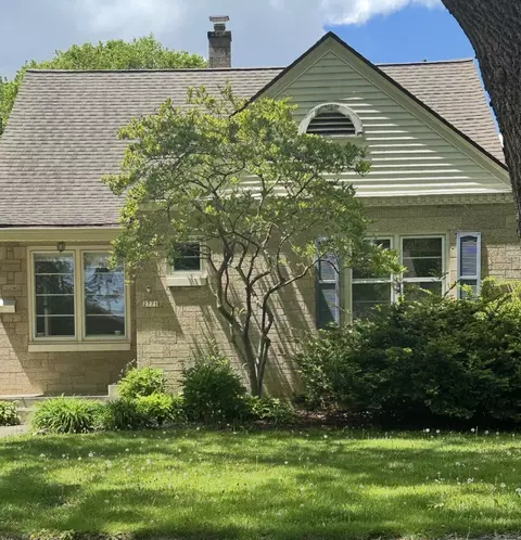 2771 N 80th, Milwaukee, WI 53222