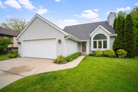 3020 E Diane, Oak Creek, WI 53154