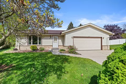 1517 Merry, Port Washington, WI 53074