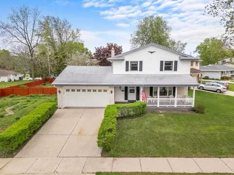 1561 Parkway, Port Washington, WI 53074