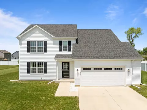 410 Savannah, Walworth, WI 53184