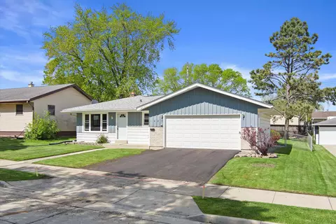 1682 Echo, Racine, WI 53406