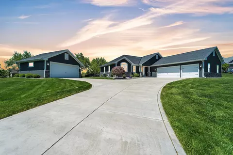 5450 371st, Wheatland, WI 53105