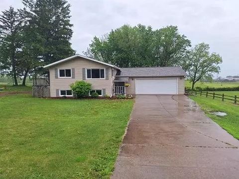 810 Railroad, Viroqua, WI 54665