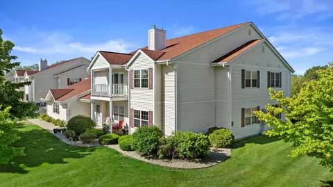 660 Wood Riv #1, West Bend, WI 53095