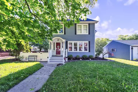 2254 N 73rd, Wauwatosa, WI 53213