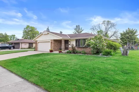6084 S 18th, Milwaukee, WI 53221