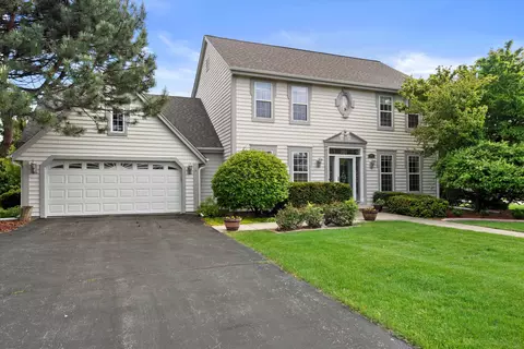 14075 W Redwood, New Berlin, WI 53151