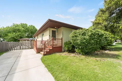 12037 W Rainbow, West Allis, WI 53214