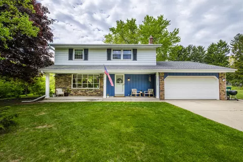12105 W Shawnee, Mequon, WI 53097