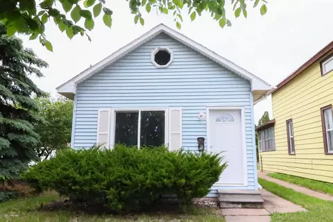 945 Green Bay, La Crosse, WI 54601