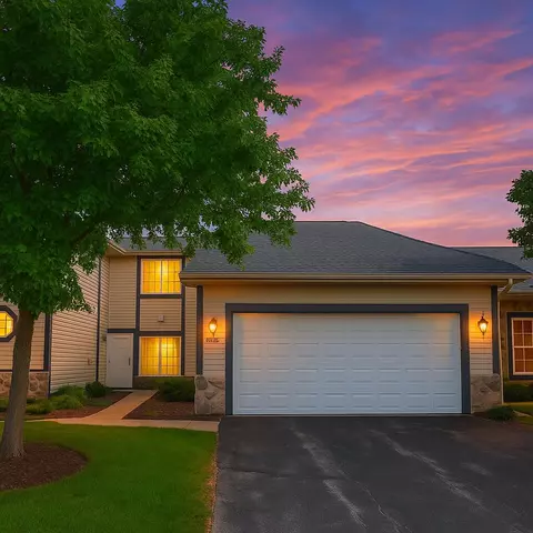 5394 S Hidden, Greenfield, WI 53221