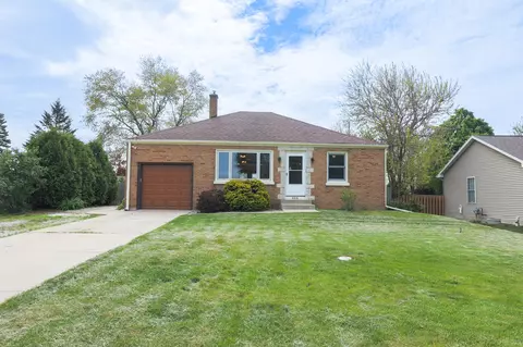 6616 60th, Somers, WI 53142