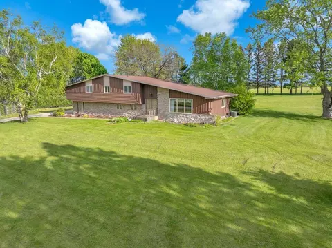 w2378 Capital Drive, Auburn, WI 53010