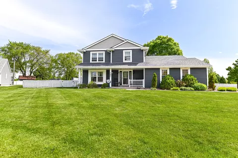 140 E Stuart, Oak Creek, WI 53154