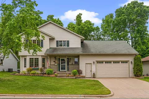 1022 Westview Cir, Onalaska, WI 54650
