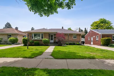 195 W Van Norman, Milwaukee, WI 53207