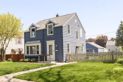 3552 S S Pne, Milwaukee, WI 53207