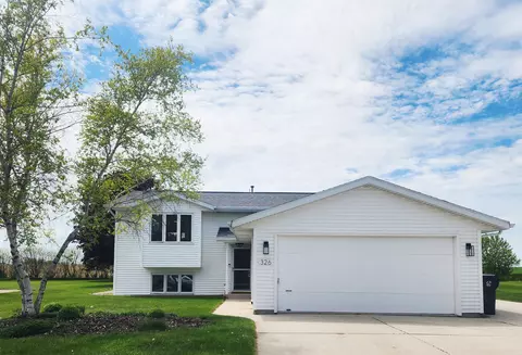 326 N 15th, Oostburg, WI 53070
