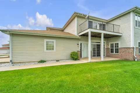 10245 66th #2BB, Pleasant Prairie, WI 53158