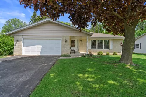 1150 W Glen Riv, Glendale, WI 53217