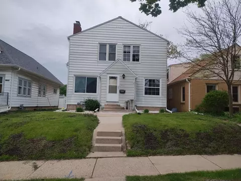 4507 S Griffin, Milwaukee, WI 53207