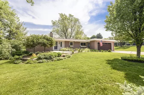 18345 Benington, Brookfield, WI 53045