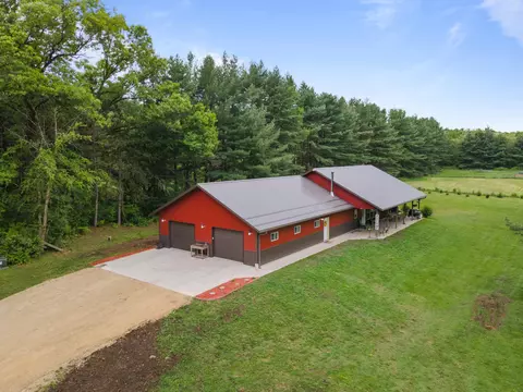 n9281 Perkins Road, Farmington, WI 54644