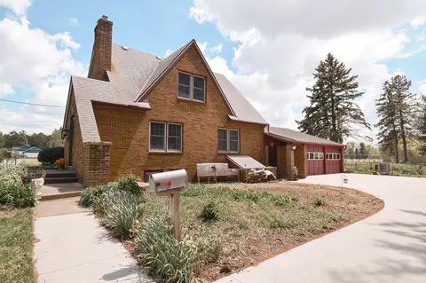 1139 W Highland, Whitewater, WI 53190