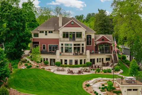 n49w35398 Wisconsin, Oconomowoc, WI 53066