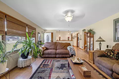 3005 S East, Troy, WI 53120