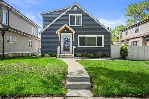 915 E Ohio, Milwaukee, WI 53207