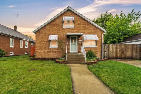 4911 25th, Kenosha, WI 53140