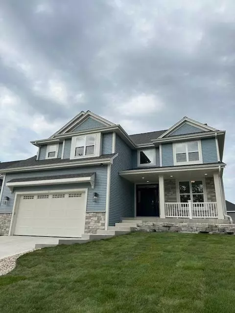 401 Riverside, Pewaukee, WI 53072