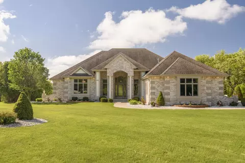 n86w27275 Perennial, Hartland, WI 53029