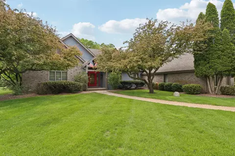 w313n4961 Chapel Rdg, Merton, WI 53029
