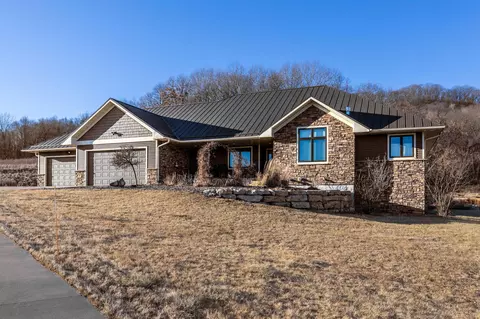 w6449 Willow Wood Court, Onalaska, WI 54636