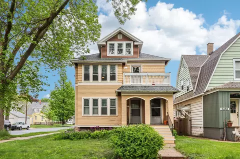 3400 S Delaware #3402, Milwaukee, WI 53207