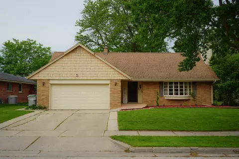 3867 S Massachusetts, Milwaukee, WI 53220