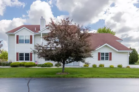683 Wood Riv #1, West Bend, WI 53095