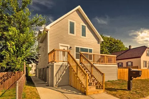 1412 Michigan, South Milwaukee, WI 53172