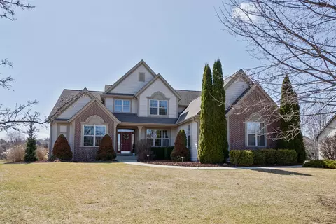 w130n6631 Daylily, Menomonee Falls, WI 53051